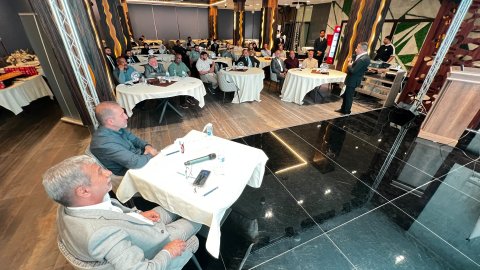 جمعية اطباء الباطنية في ذي قار تقيم فعالية علمية م